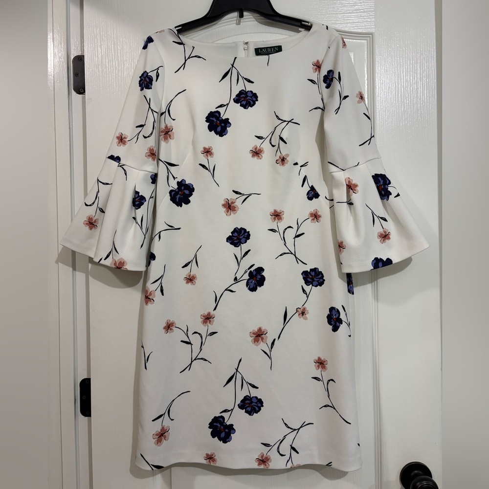 Lauren Ralph Lauren Women’s Floral Bell Sleeve Shift Dress, 6 - Picture 2 of 9